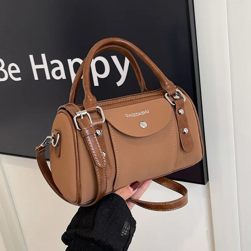 Fashion 2025 - Niche Design Women's Bags, Trendy Single Shoulder Style, High Sophisticated Handbag, All-match and Stylish
Fashion 2025 - Niche Design Women's Bags, Trendy Single Shoulder Style, High Sophisticated Handbag, All-match and Stylish