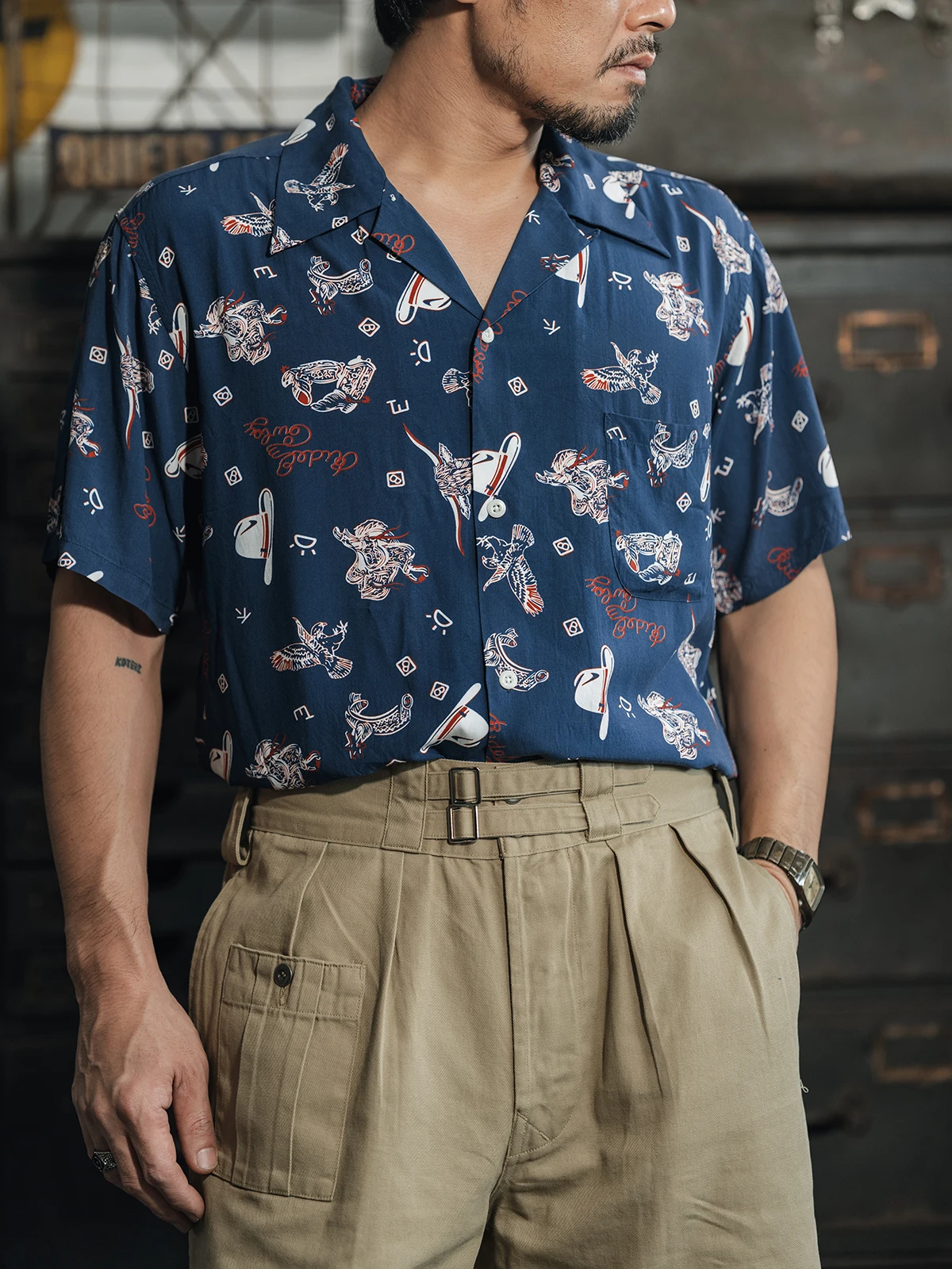 Western Cowboy Style Bandana Print Rayon Cotton Cuban Collar Aloha Short Sleeve Shirt Loose Fit Summer Cool Sensation Thin
Western Cowboy Style Bandana Print Rayon Cotton Cuban Collar Aloha Short Sleeve Shirt Loose Fit Summer Cool Sensation Thin