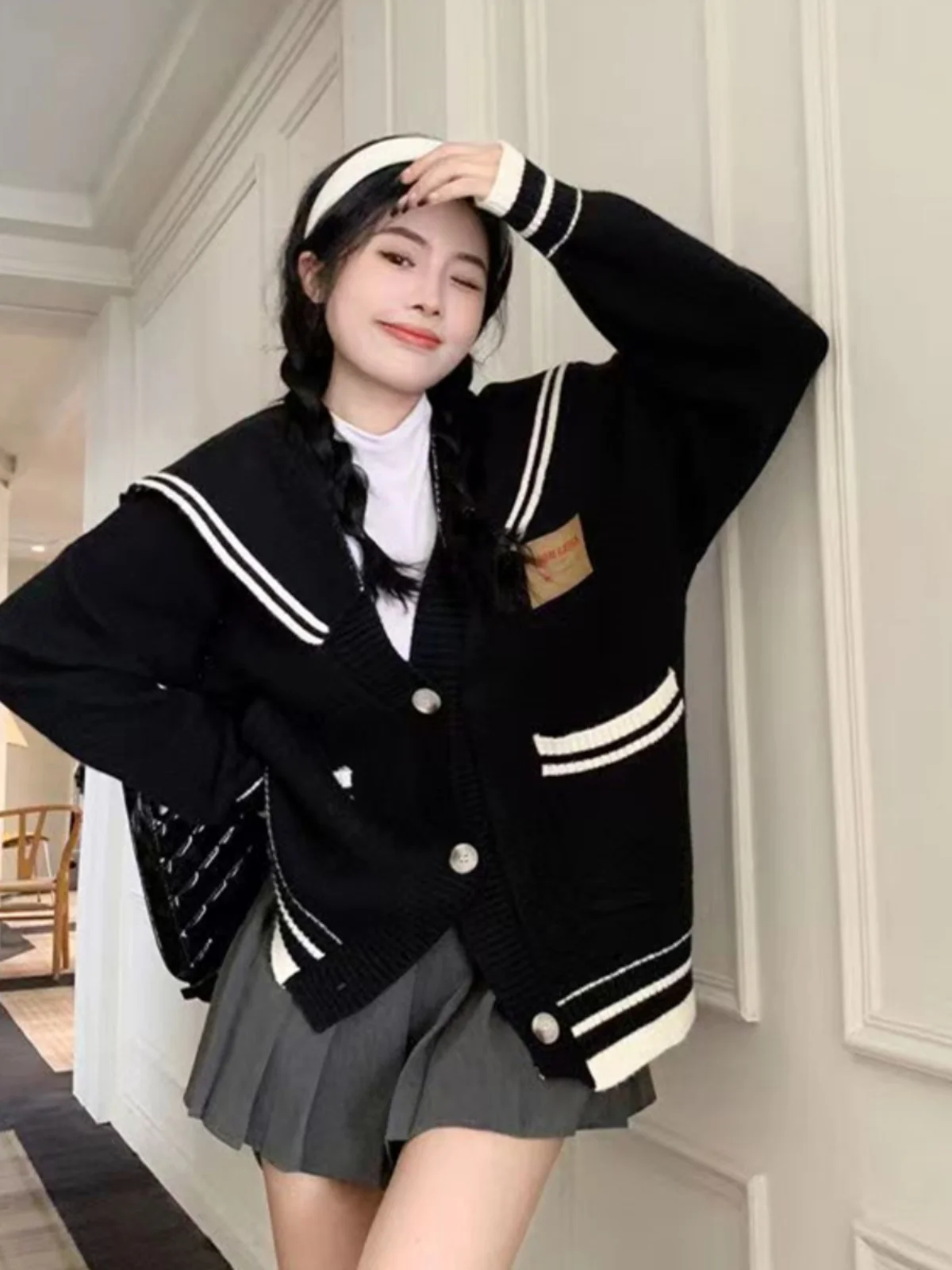 Retro Navy Collar Sweater Coat Women's Autumn Winter Loose Thickened Knitted Casual Style Commute Style Open Cardigan
Retro Navy Collar Sweater Coat Women's Autumn Winter Loose Thickened Knitted Casual Style Commute Style Open Cardigan