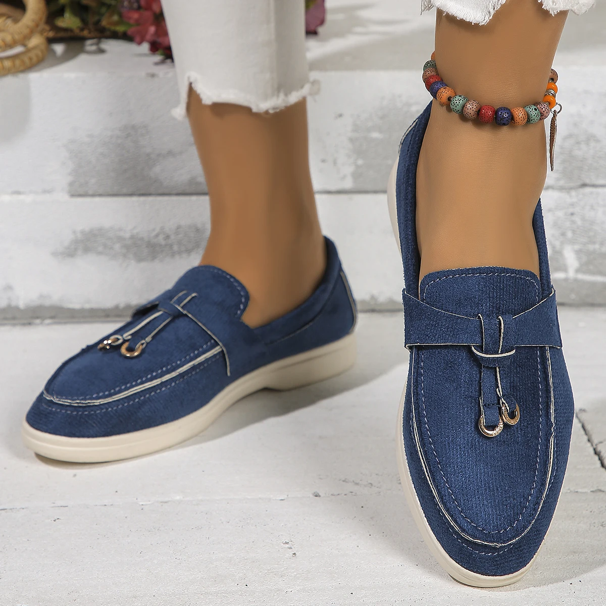 New Women Casual Flat Shoes Brand Trend Platform Suede Loafers Shoes Sport Ladies Walking Non Slip Chaussure Single Shoes
New Women Casual Flat Shoes Brand Trend Platform Suede Loafers Shoes Sport Ladies Walking Non Slip Chaussure Single Shoes