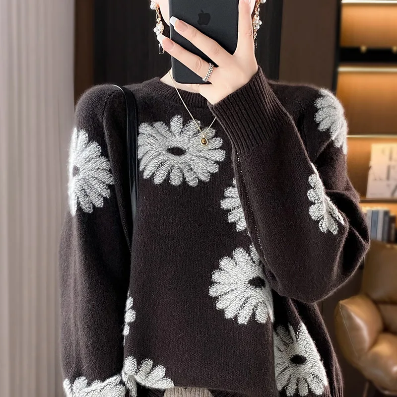 Round Neck Heavy Work Embroidery 100% Pure Cashmere Sweater Women's Autumn Winter New Color Contrast Top Jacquard Versatile Knit
Round Neck Heavy Work Embroidery 100% Pure Cashmere Sweater Women's Autumn Winter New Color Contrast Top Jacquard Versatile Knit