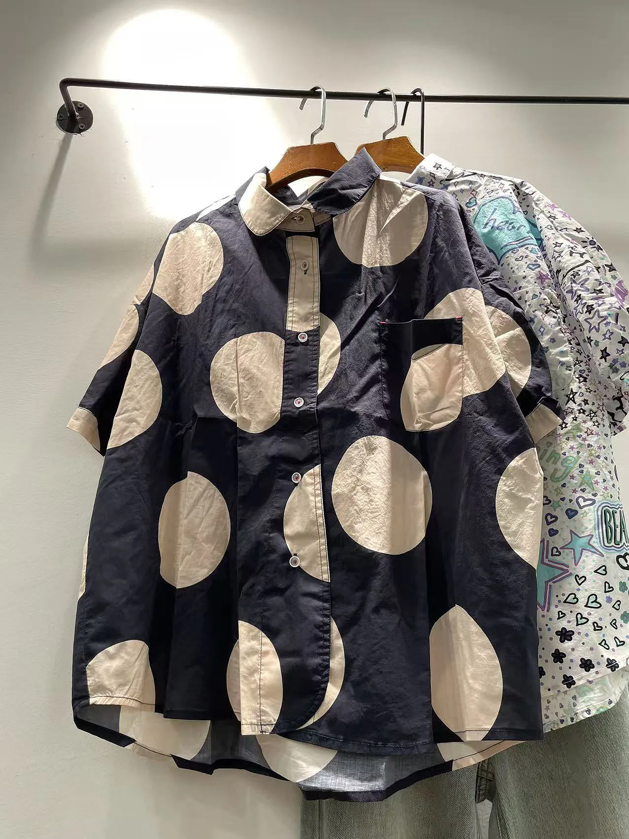 Retro Polka Dot Turn-down Collar Single Button Pure Cotton Loose Short Sleeve Women's Shirt Breathable Comfortable Summer Fas...
Retro Polka Dot Turn-down Collar Single Button Pure Cotton Loose Short Sleeve Women's Shirt Breathable Comfortable Summer Fas...