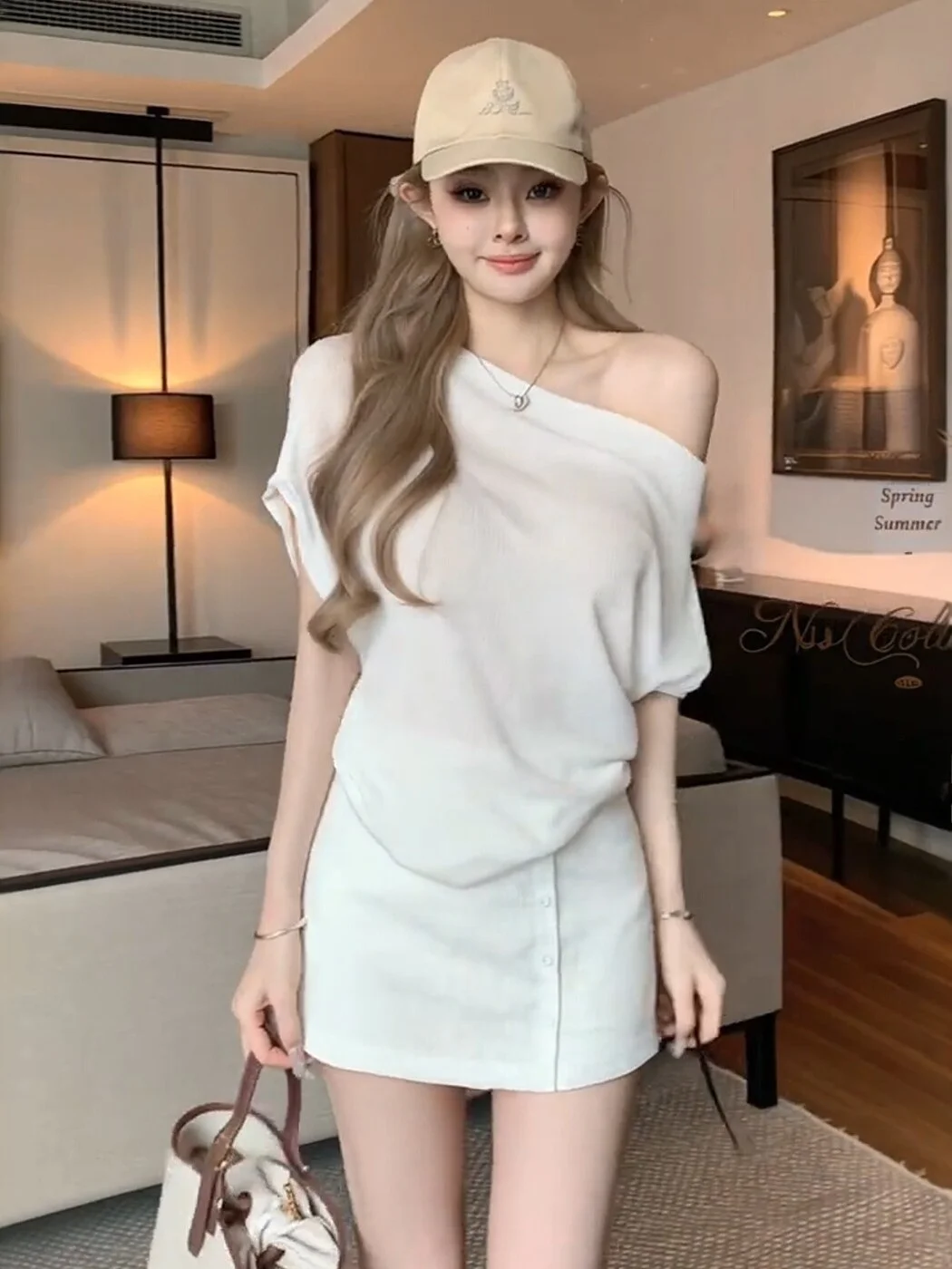 Korean Gentle Style Shoulder Bared Short Sleeve T-Shirt And Half Skirt Women's Summer New Style Slimming Elegant Versatile Set
Korean Gentle Style Shoulder Bared Short Sleeve T-Shirt And Half Skirt Women's Summer New Style Slimming Elegant Versatile Set