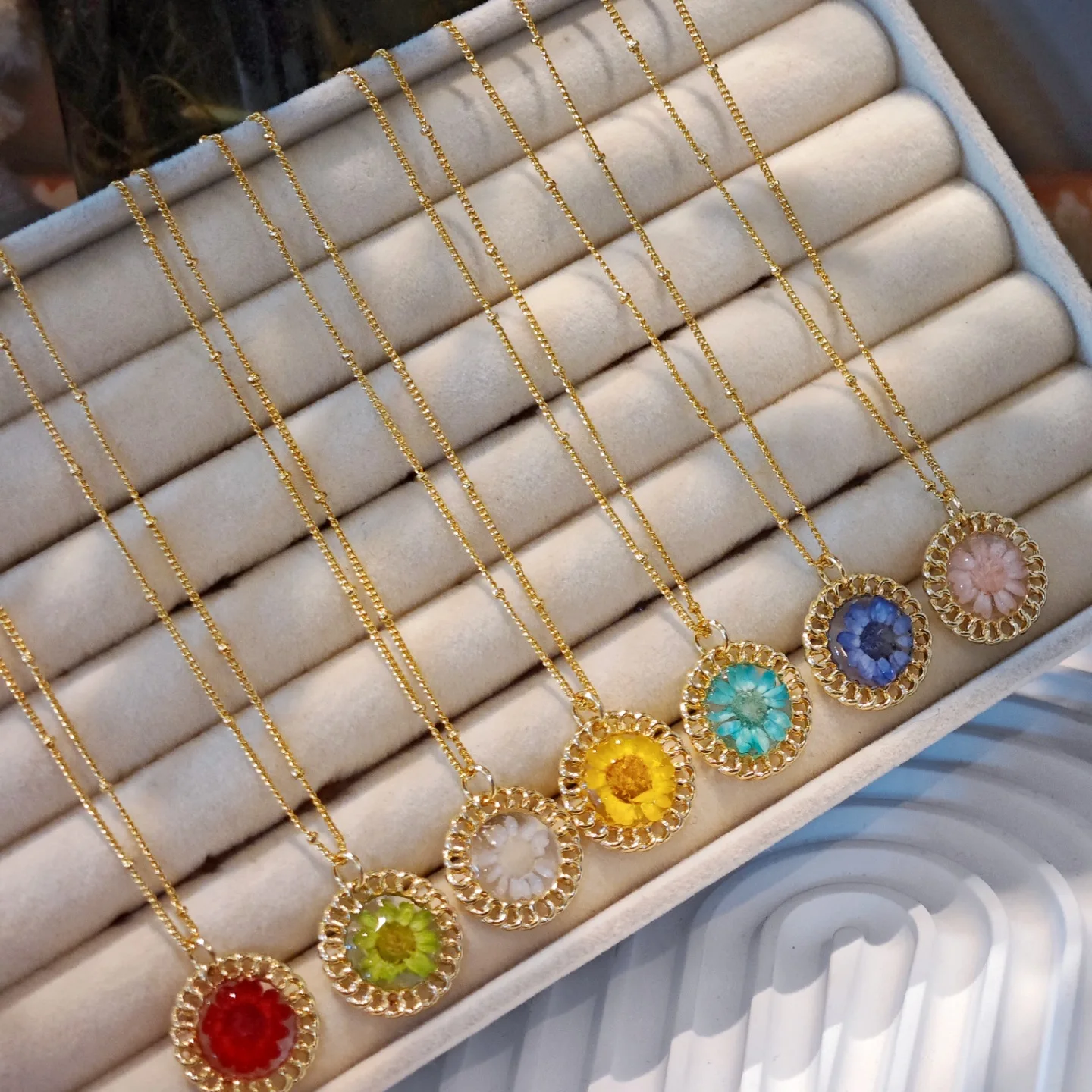 3272 оптовая продажа, ожерелье ручной работы с вечными сушеными цветами, повседневное колье ярких цветов, цепочка на ключицу, креативный подарок на Рождество и день рождения
3272 оптовая продажа, ожерелье ручной работы с вечными сушеными цветами, повседневное колье ярких цветов, цепочка на ключицу, креативный подарок на Рождество и день рождения