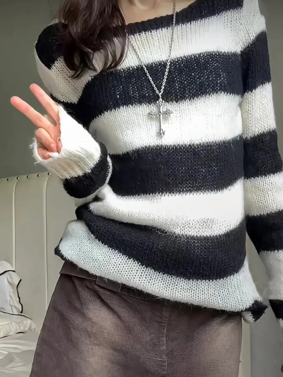 Mohari Striped Thin Smock Long Sleeve T-Shirt Women Autumn New Sweetwear Scoop Neck Tee Shirt Female Vintage Sweet Cute Tops Y2K
Mohari Striped Thin Smock Long Sleeve T-Shirt Women Autumn New Sweetwear Scoop Neck Tee Shirt Female Vintage Sweet Cute Tops Y2K