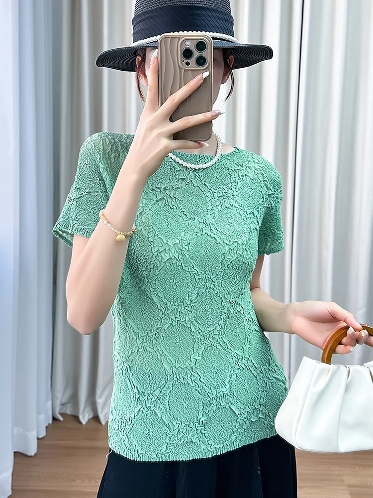 Simple Pure Color Short Sleeve round Neck Pleated Women's Casual Top Versatile Commute Style Polyester Fiber Straight Cut
Simple Pure Color Short Sleeve round Neck Pleated Women's Casual Top Versatile Commute Style Polyester Fiber Straight Cut