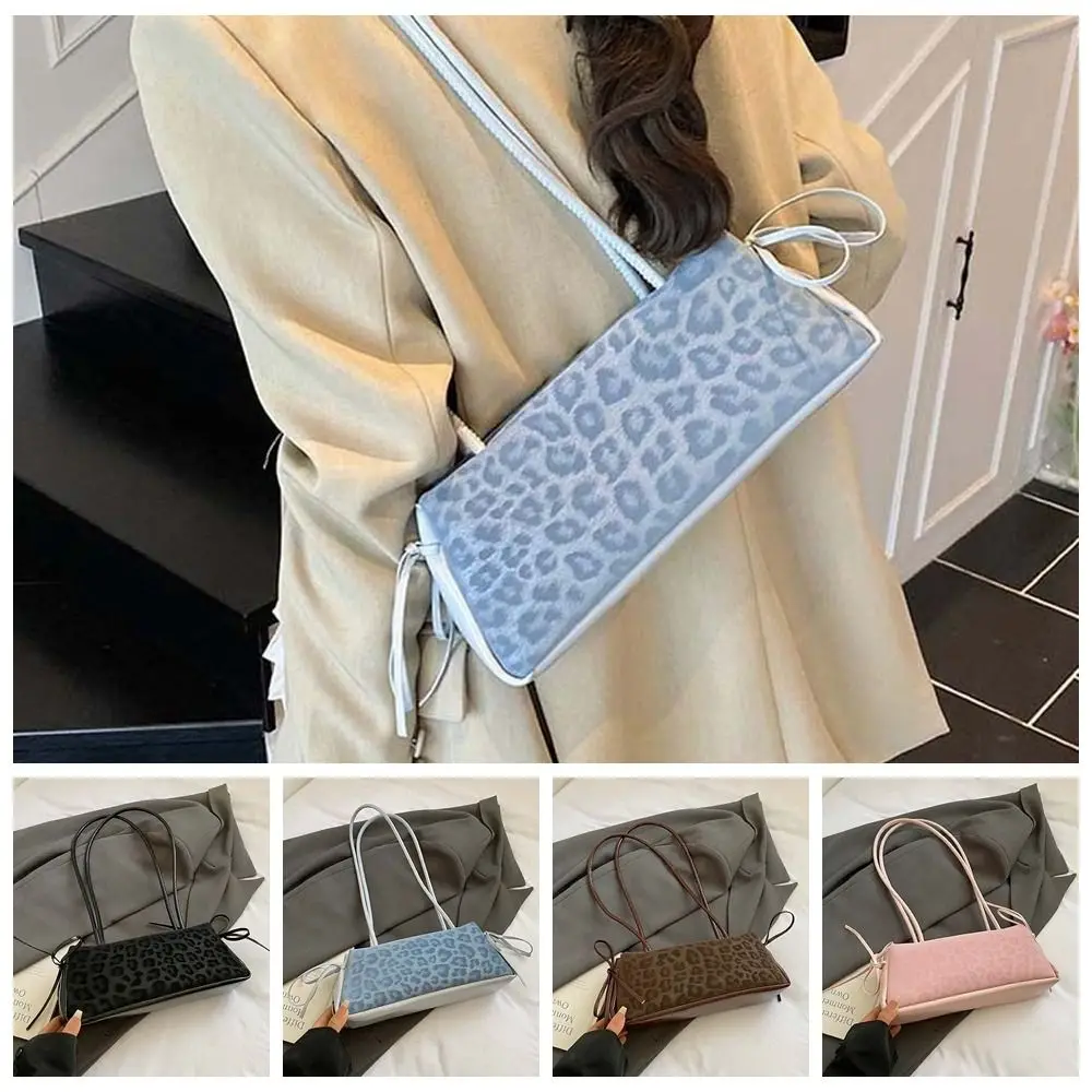 Sweet French Stick Handbag Large Capacity Bow Ribbon Leopard Print Underarm Bags Korean Style Waterproof PU Shoulder Bag Women
Sweet French Stick Handbag Large Capacity Bow Ribbon Leopard Print Underarm Bags Korean Style Waterproof PU Shoulder Bag Women