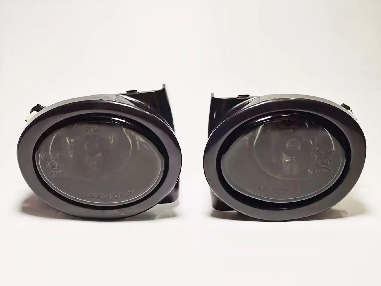 For BMW E46 M3 01-06 M-Tech Front Bumper Fog Lights With Covers Bulbs Smoke Lens
For BMW E46 M3 01-06 M-Tech Front Bumper Fog Lights With Covers Bulbs Smoke Lens