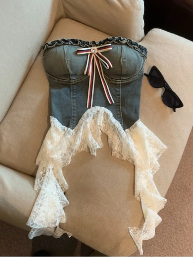 American Retro Denim Strapless Vest Women Summer Sweet Cool Girl Knot Asymmetrical Lace Hem Backless Top
American Retro Denim Strapless Vest Women Summer Sweet Cool Girl Knot Asymmetrical Lace Hem Backless Top