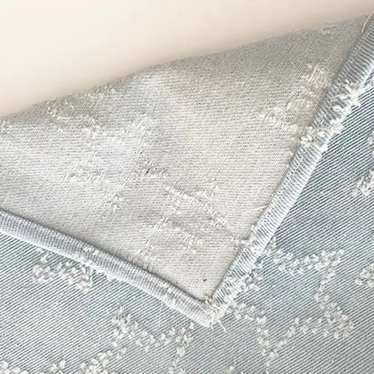 New Retro Hole Star Triangle Hair Scarf for WomenSpring and Summer Travel Photo VersatiieFashion Lace Strap Spice Girl Headscarf
New Retro Hole Star Triangle Hair Scarf for WomenSpring and Summer Travel Photo VersatiieFashion Lace Strap Spice Girl Headscarf