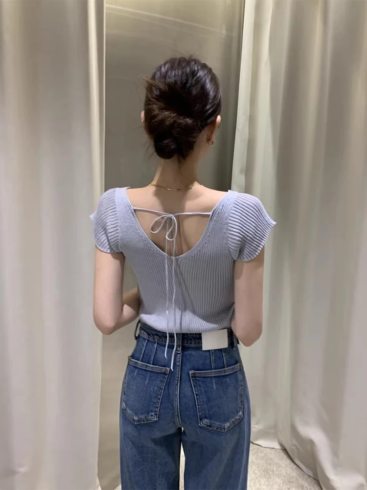 Gagarich Lace Up Backless Short Sleeved Knitted Sweater Women Summer New Design Slim Fit Slimming Solid Color Pullover Top
Gagarich Lace Up Backless Short Sleeved Knitted Sweater Women Summer New Design Slim Fit Slimming Solid Color Pullover Top