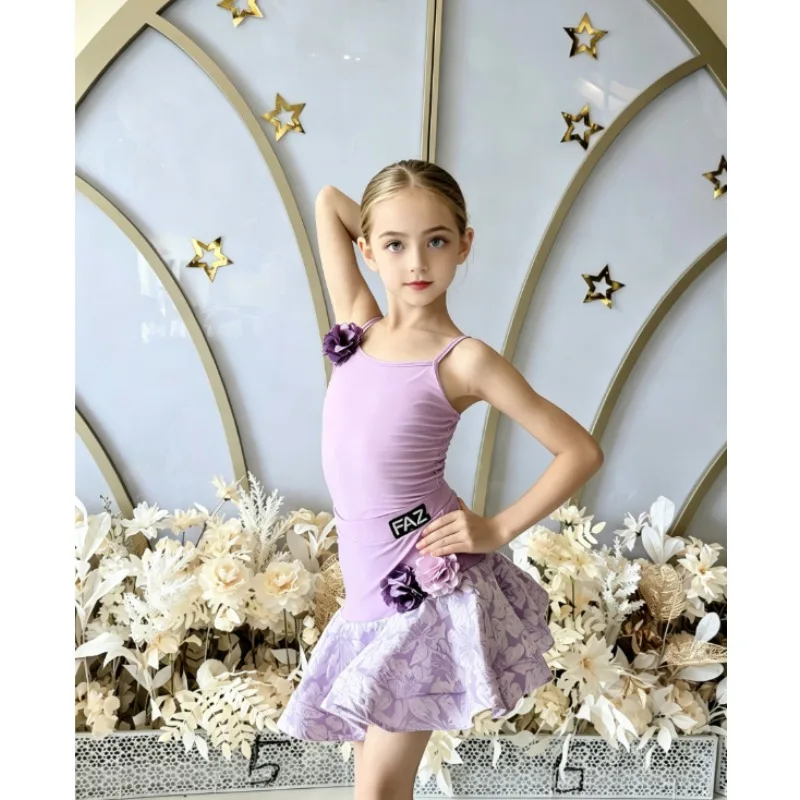 Latin Dance Outfit Spring New Arrival Big Swing Skirt Elegant Ballroom Dancewear Practice ChaCha Samba Stage Training Costume
Latin Dance Outfit Spring New Arrival Big Swing Skirt Elegant Ballroom Dancewear Practice ChaCha Samba Stage Training Costume