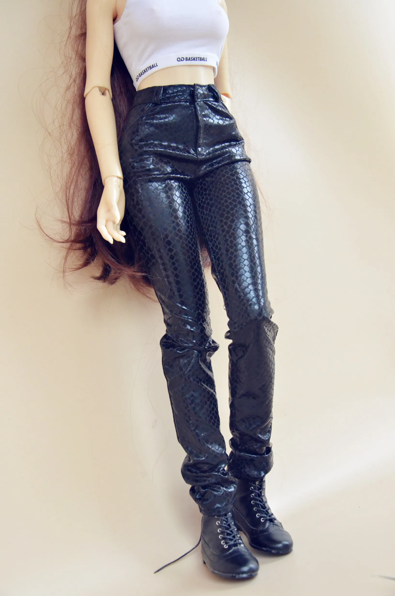 Красивые джинсовые брюки на заказ для BJD 1/6 1/4 MSD, 1/3 SD17 IP, одежда для куклы дяди B77-A
Красивые джинсовые брюки на заказ для BJD 1/6 1/4 MSD, 1/3 SD17 IP, одежда для куклы дяди B77-A