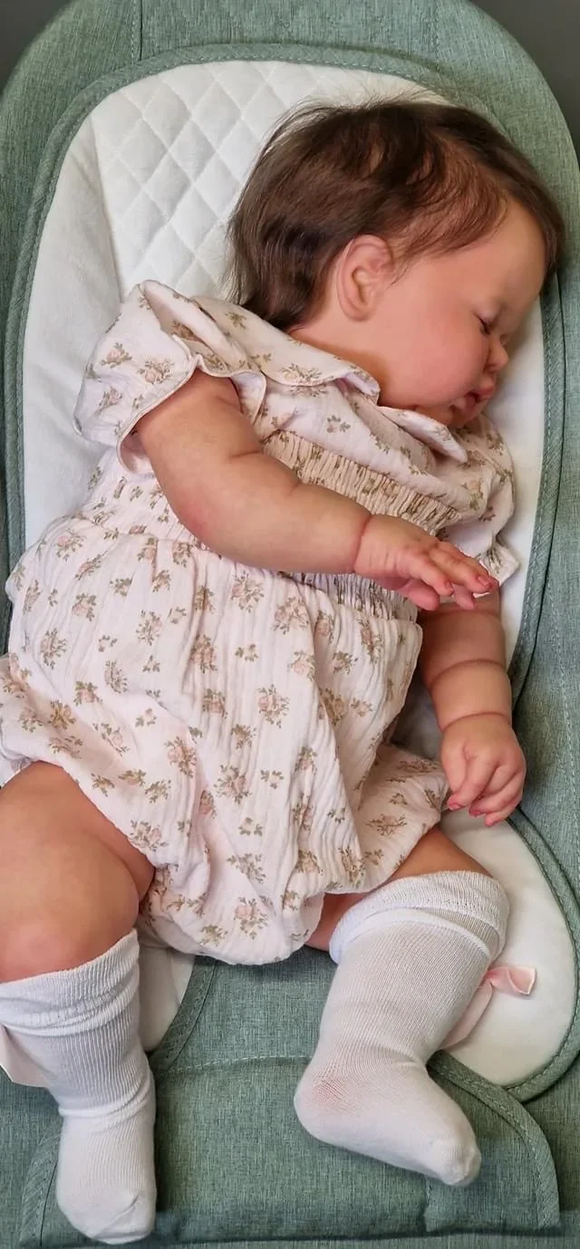 NPK 24'' Hand Rooted Hair Cuddly Baby Girl Sleeping Doll Soft Cloth Body Lifelike Pickle Reborn Toddler Dolls 
NPK 24'' Hand Rooted Hair Cuddly Baby Girl Sleeping Doll Soft Cloth Body Lifelike Pickle Reborn Toddler Dolls