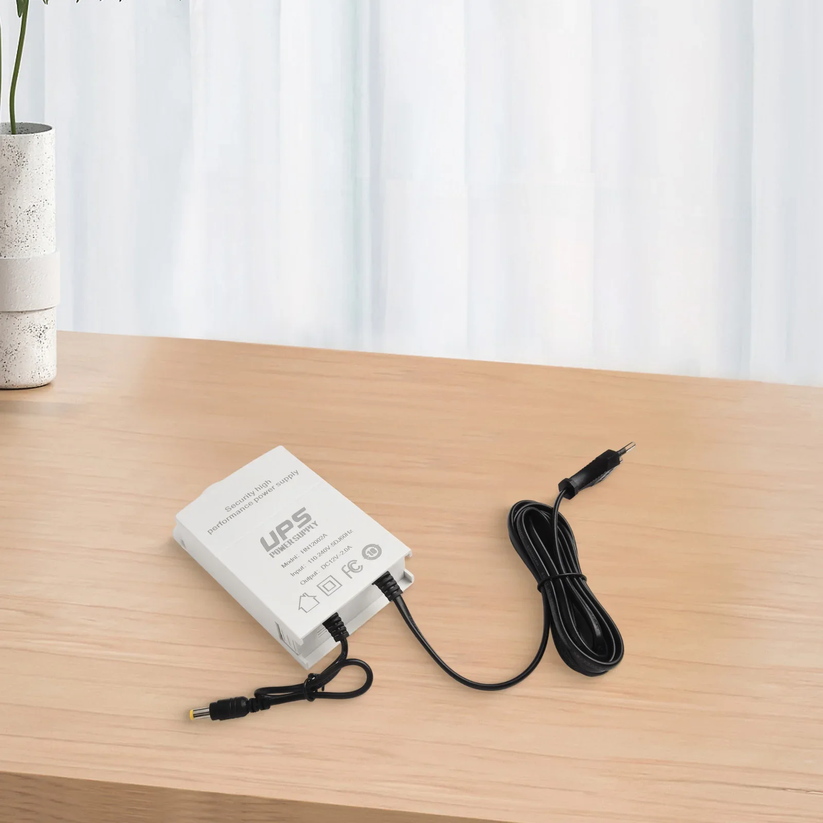 12V Monitoring UPS Uninterruptible Power Supply Mini UPS Battery Monitoring Outdoor Voltage Stabilizer EU Standard Adapter
12V Monitoring UPS Uninterruptible Power Supply Mini UPS Battery Monitoring Outdoor Voltage Stabilizer EU Standard Adapter