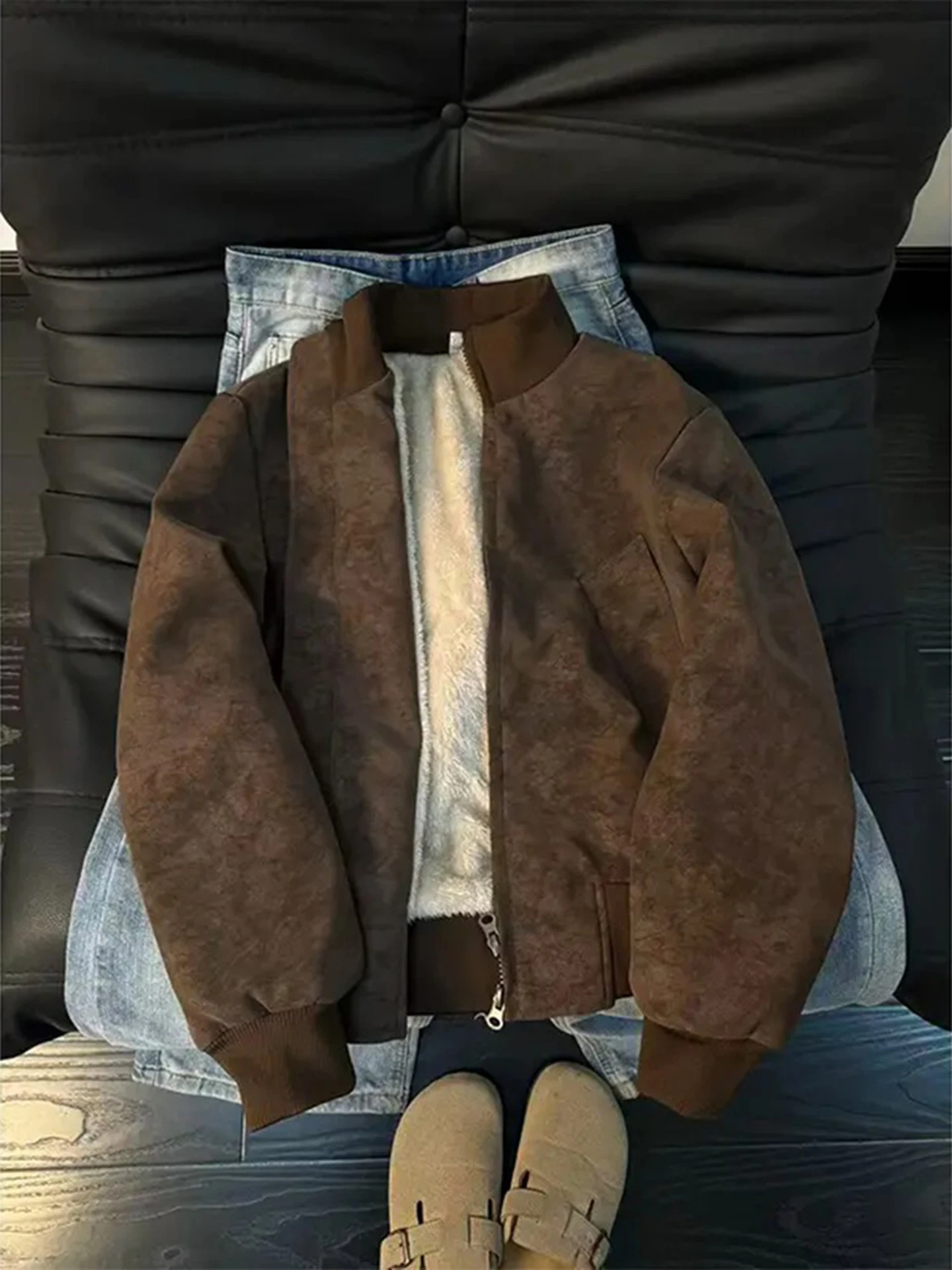 Мужская зимняя модная куртка Browan American Dyed Fleece Lined Motorcycle Jaet в стиле бейсбольной куртки, свободного кроя, из хлопка, для молодежи
Мужская зимняя модная куртка Browan American Dyed Fleece Lined Motorcycle Jaet в стиле бейсбольной куртки, свободного кроя, из хлопка, для молодежи