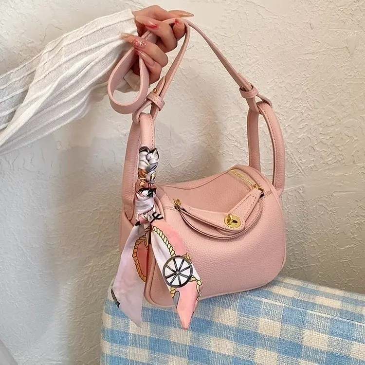 Trendy High-End Diaper Bag Women Crossbody Messenger Bag Luxury Designer Handbag Minimalist Elegant Large Leather Tote Bag
Trendy High-End Diaper Bag Women Crossbody Messenger Bag Luxury Designer Handbag Minimalist Elegant Large Leather Tote Bag