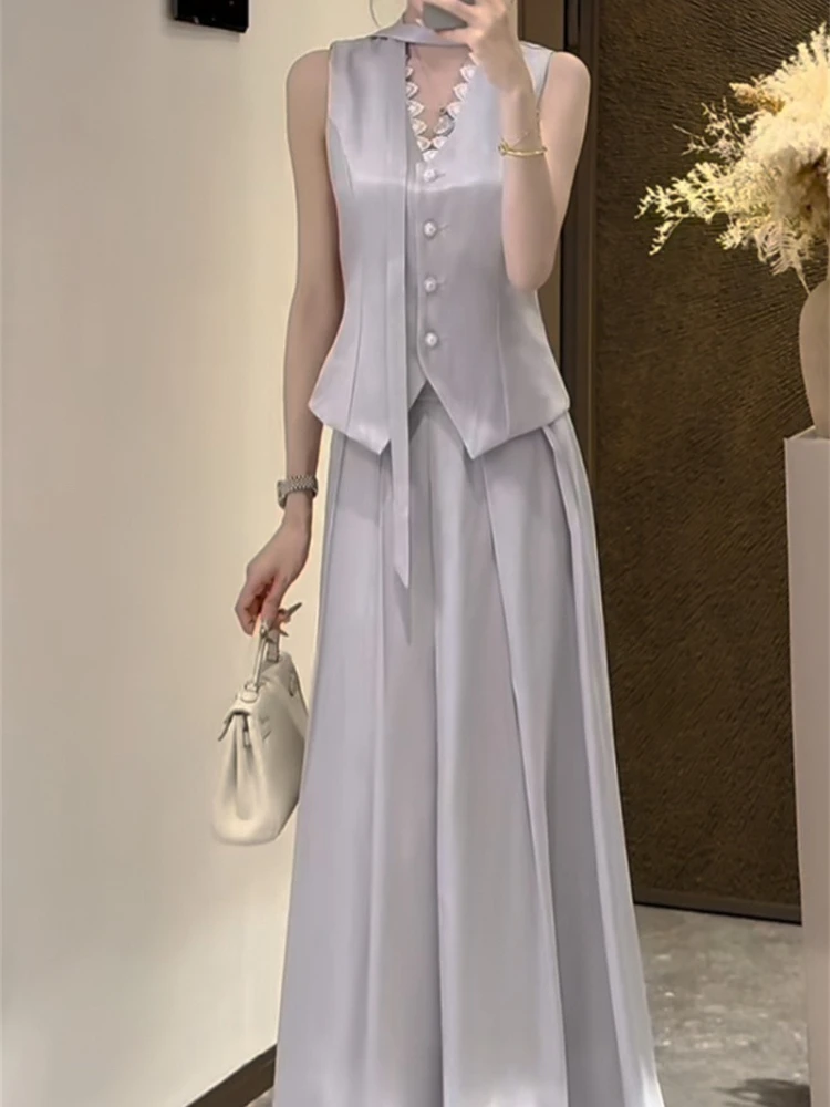 Advanced French Style Design Lace Summer Temperament Goddess Style Sleeves Vest+Elegant Half Skirt Commute Two Piece Set
Advanced French Style Design Lace Summer Temperament Goddess Style Sleeves Vest+Elegant Half Skirt Commute Two Piece Set