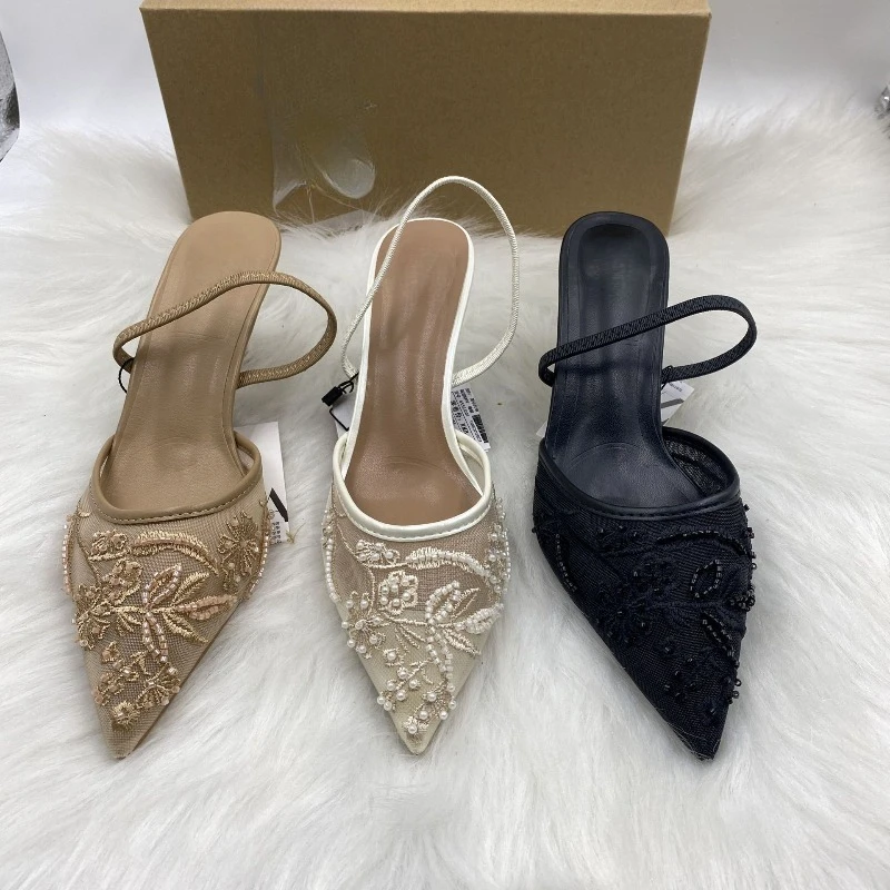 Womens High-heeled Sandals Sexy Temperament Pointed High Heels French Style Lace Embroidered High-heeled Sandals Sandalias Tacón
Womens High-heeled Sandals Sexy Temperament Pointed High Heels French Style Lace Embroidered High-heeled Sandals Sandalias Tacón