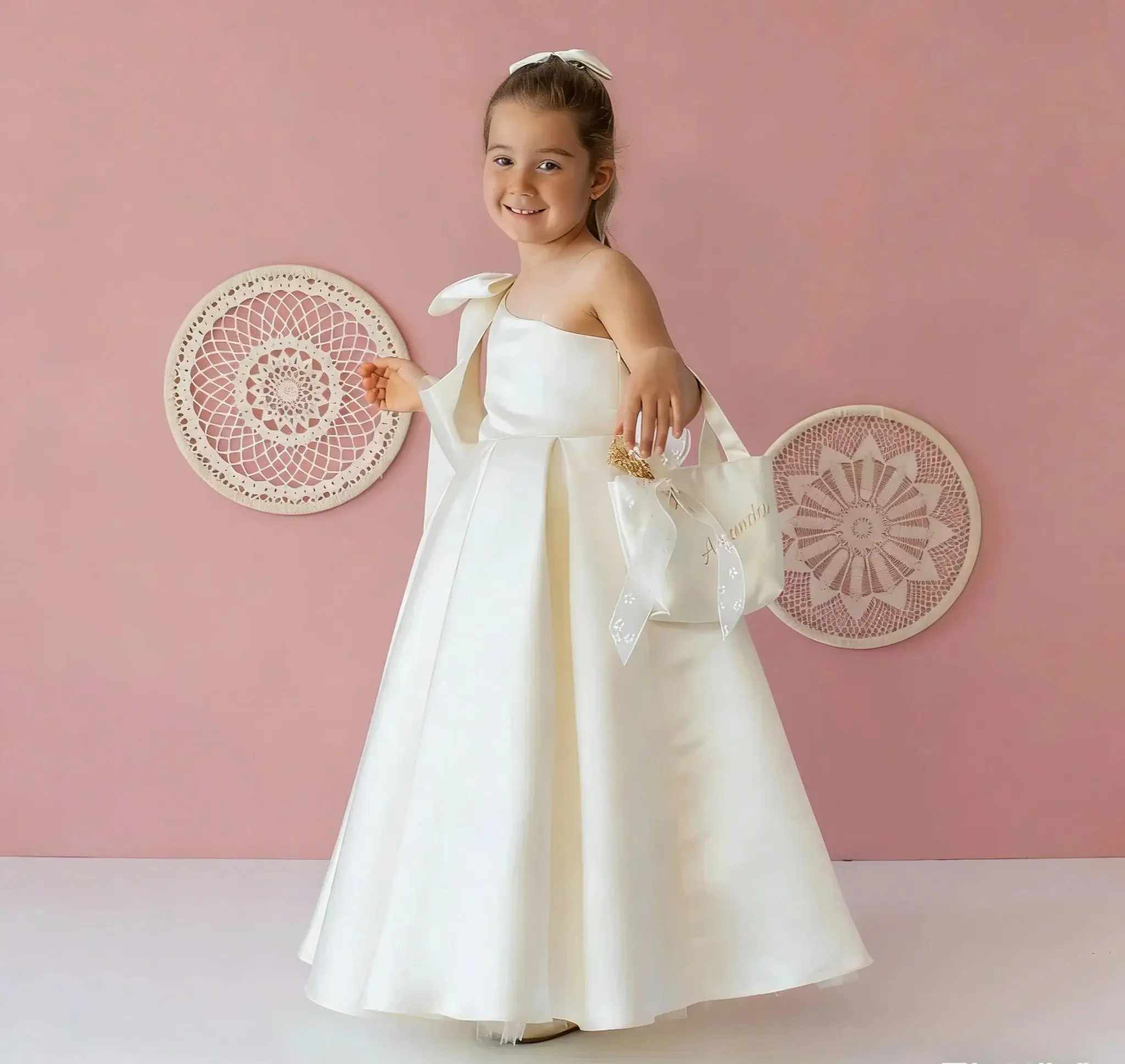 Simply Satin Flower Girl Dress For Wedding One Shoulder With Bow Bridesmaid Birthday Party First Communion Gown Custom
Simply Satin Flower Girl Dress For Wedding One Shoulder With Bow Bridesmaid Birthday Party First Communion Gown Custom