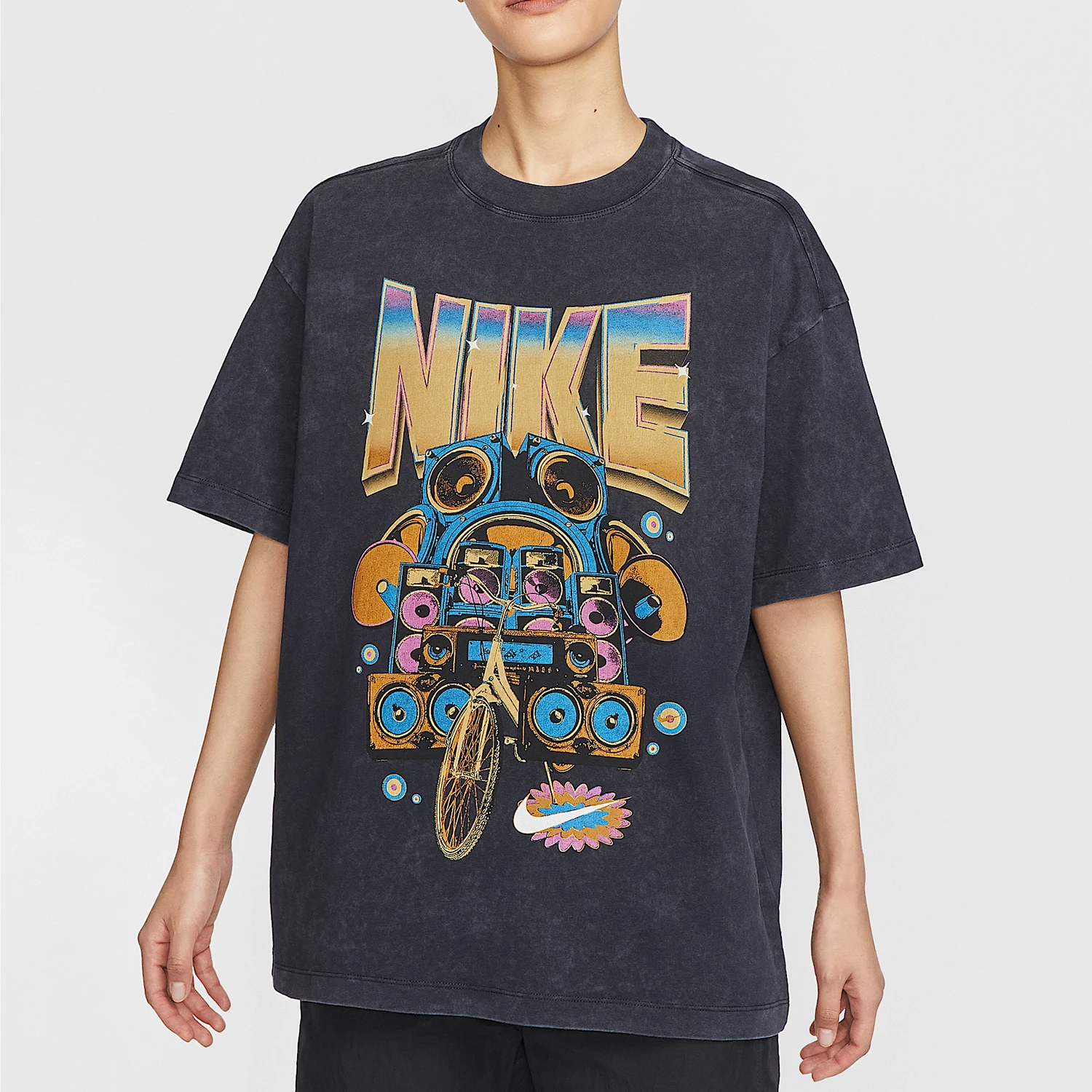 Nike genuine 2025 Summer Women's Patterned Casual Loose-Fit Short-Sleeve HF9692-010
Nike genuine 2025 Summer Women's Patterned Casual Loose-Fit Short-Sleeve HF9692-010