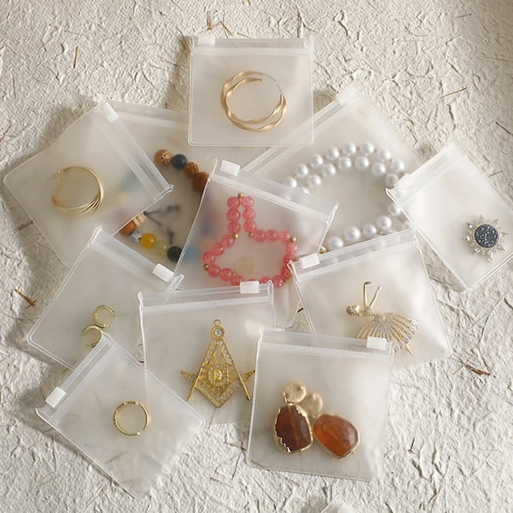 10pcs EVA Frosted Jewelry Zipper Bag Ring Earrings Stud Pearl Necklace Bracelet Pendant Keychain Cosmetic Watch Candy Organizer
10pcs EVA Frosted Jewelry Zipper Bag Ring Earrings Stud Pearl Necklace Bracelet Pendant Keychain Cosmetic Watch Candy Organizer