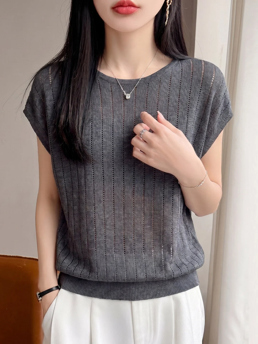 2026 New Fashion Women's T-Shirt Striped Knitted Silk Casual Hollow out round Neck Short Sleeve Summer Lightweight Breathable
2026 New Fashion Women's T-Shirt Striped Knitted Silk Casual Hollow out round Neck Short Sleeve Summer Lightweight Breathable