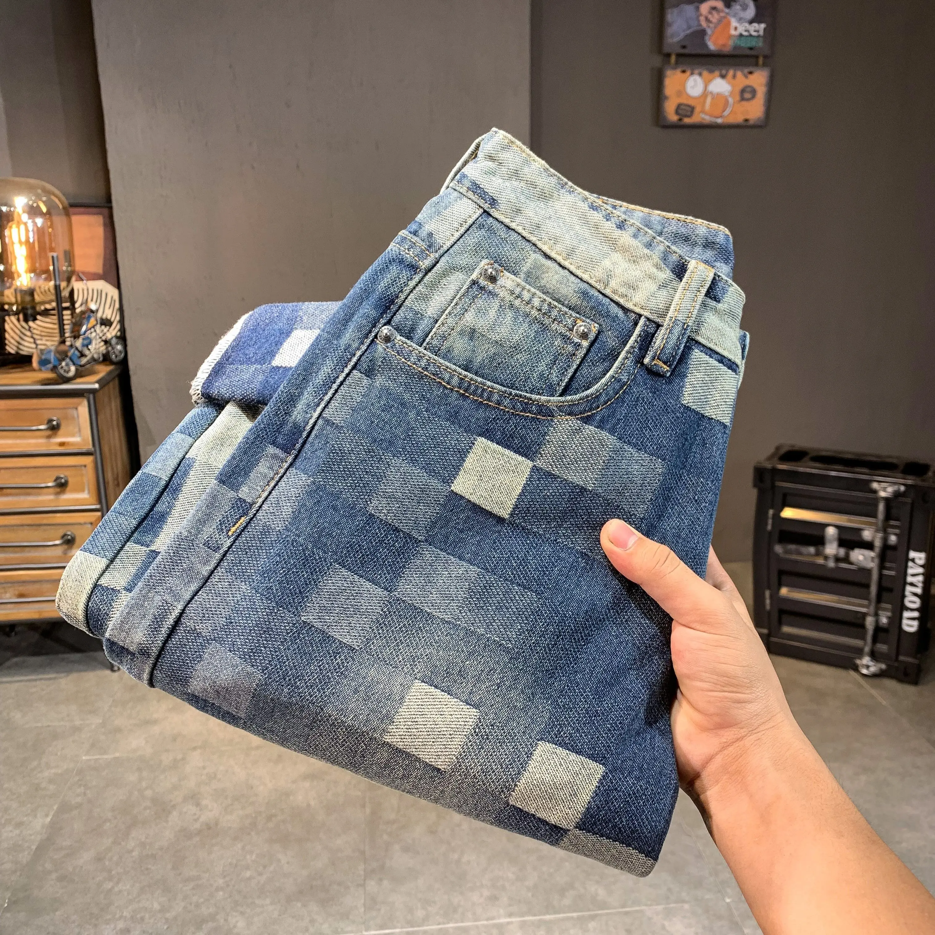 Plaid Printed Jeans Men Wide Leg Loosen Fit Denim Bottoms New Man's Casual Pants Spring
Plaid Printed Jeans Men Wide Leg Loosen Fit Denim Bottoms New Man's Casual Pants Spring