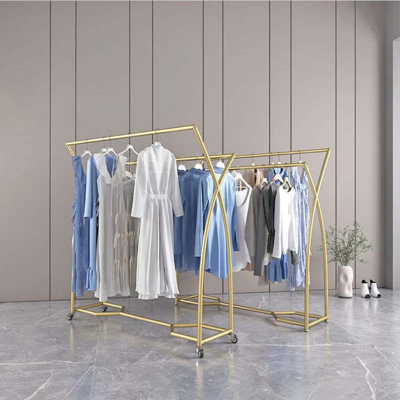 Clothing store curved middle island display rack screen semi-circular shelf floor-to-ceiling hanger water table window
Clothing store curved middle island display rack screen semi-circular shelf floor-to-ceiling hanger water table window