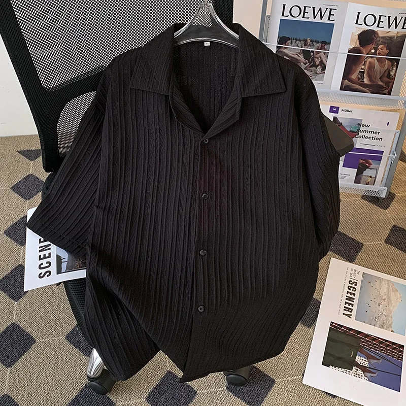 Texture pattern design, Cuban collar short sleeved shirt, men's summer trendy brand versatile casual half sleeved shirt jacket
Texture pattern design, Cuban collar short sleeved shirt, men's summer trendy brand versatile casual half sleeved shirt jacket