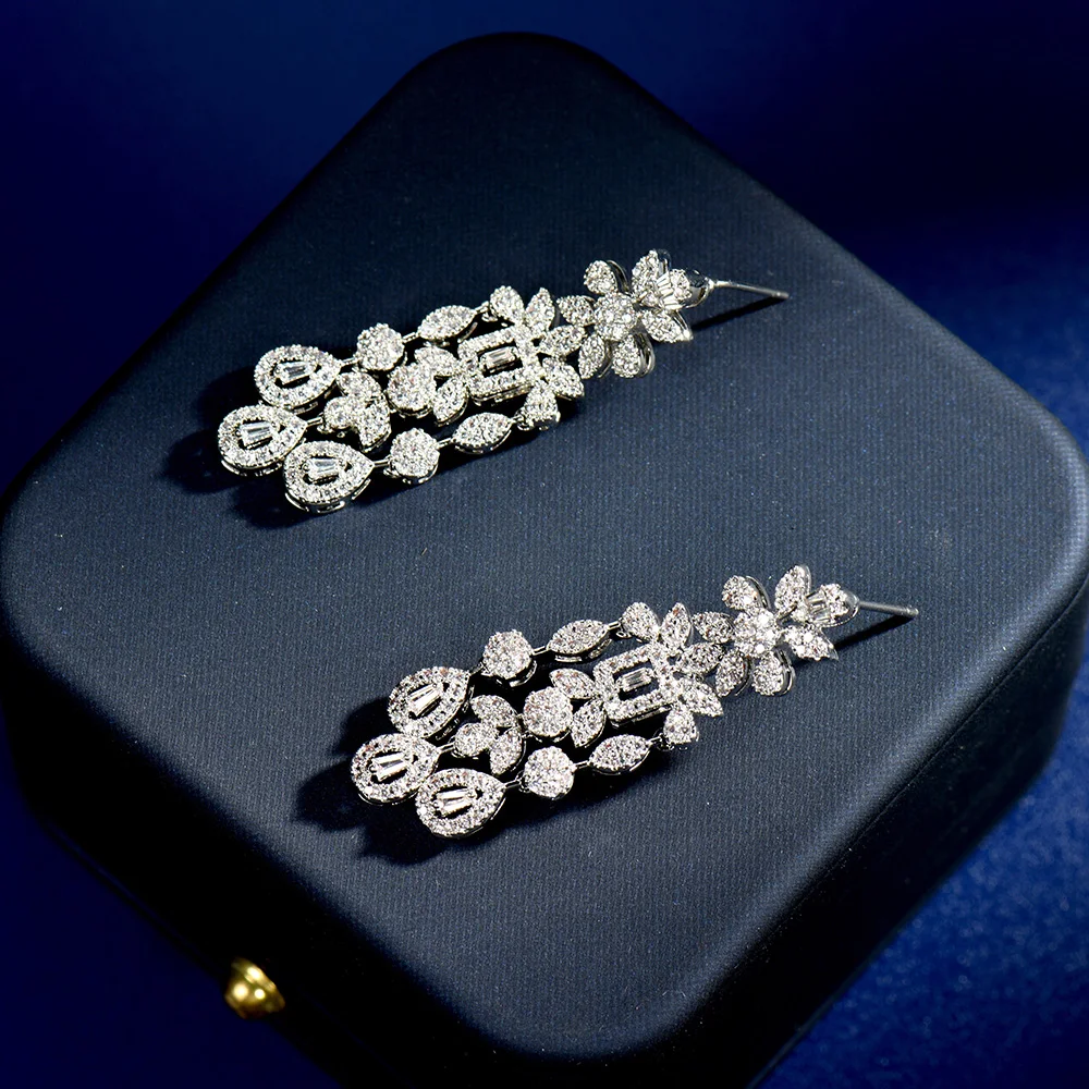 HIBRIDE Delicate Creative Sense Cubic Zirconia Tassel Chandelier Ladies Wedding Earrings Jewellery Wedding Accessories Party E13
HIBRIDE Delicate Creative Sense Cubic Zirconia Tassel Chandelier Ladies Wedding Earrings Jewellery Wedding Accessories Party E13