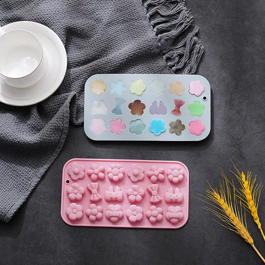 2Pcs Flower Bowknot Silicone Chocolate Molds Kitchen Baking Molds Household Candy Mold Non Stick Heat Resistant DIY Chocolate
2Pcs Flower Bowknot Silicone Chocolate Molds Kitchen Baking Molds Household Candy Mold Non Stick Heat Resistant DIY Chocolate