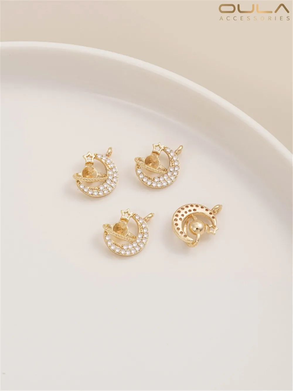 14K Gold-Color Plated Inset Zircon Sun Moon Stars Universe Planet Moon Beads Pendant Diy Jewelry Pendant
14K Gold-Color Plated Inset Zircon Sun Moon Stars Universe Planet Moon Beads Pendant Diy Jewelry Pendant
