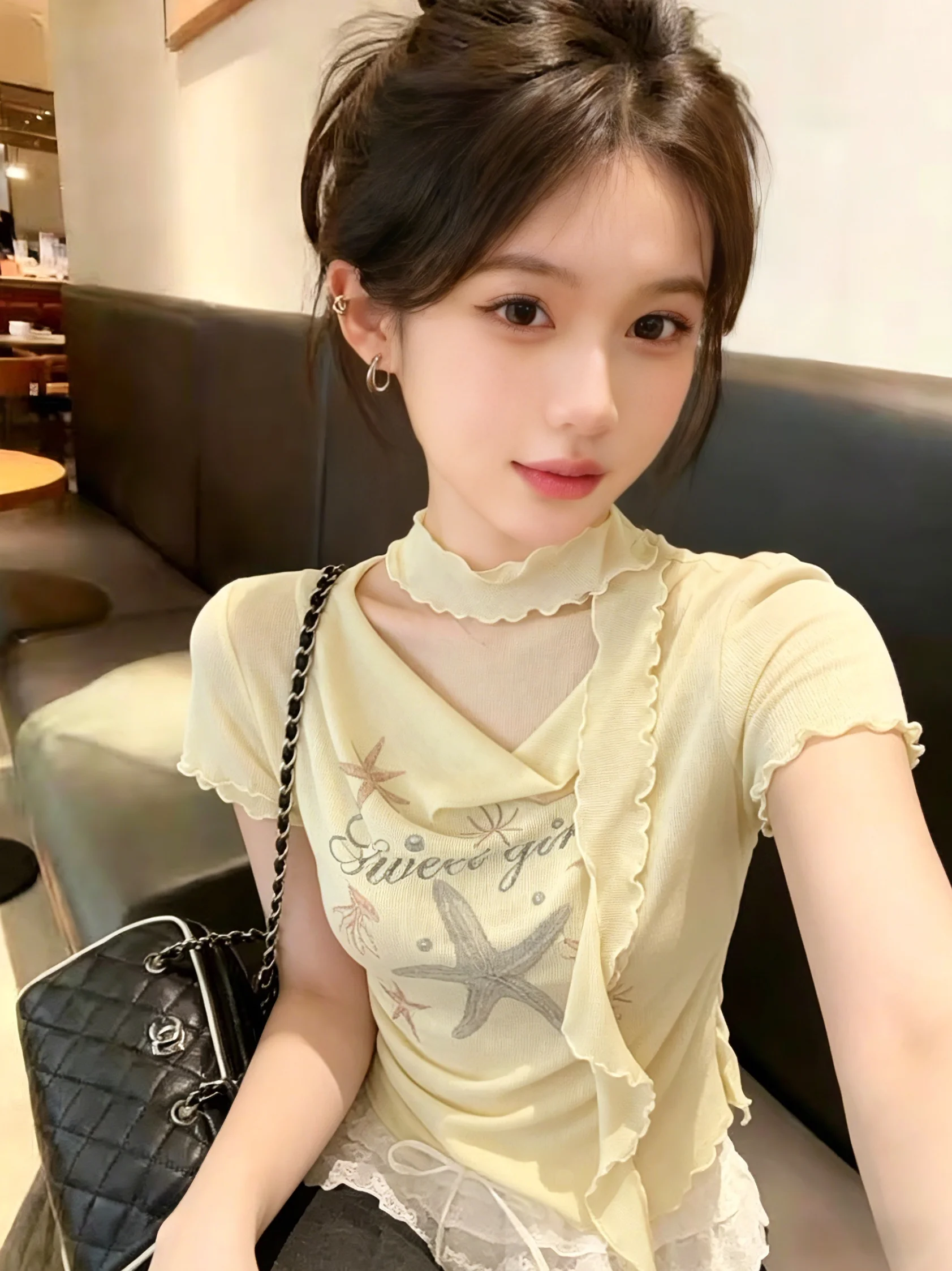 Summer New Style Women's Short Sleeve T-Shirt Thin Mesh Neck Hanging Print Korean Version Commute Straight Cut Self Kept Item
Summer New Style Women's Short Sleeve T-Shirt Thin Mesh Neck Hanging Print Korean Version Commute Straight Cut Self Kept Item