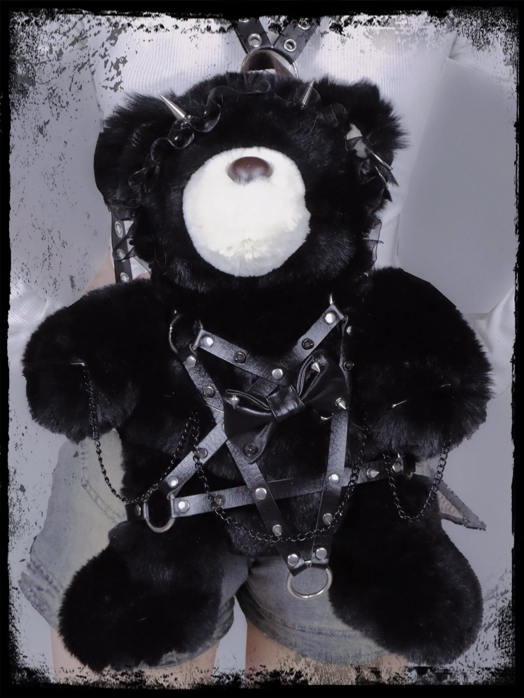 Сумка-рюкзак «Лолита Панк» с медведем, женская, большая вместимость, плюшевая, в виде куклы, сумка через плечо, кошельки и сумочки
Сумка-рюкзак «Лолита Панк» с медведем, женская, большая вместимость, плюшевая, в виде куклы, сумка через плечо, кошельки и сумочки