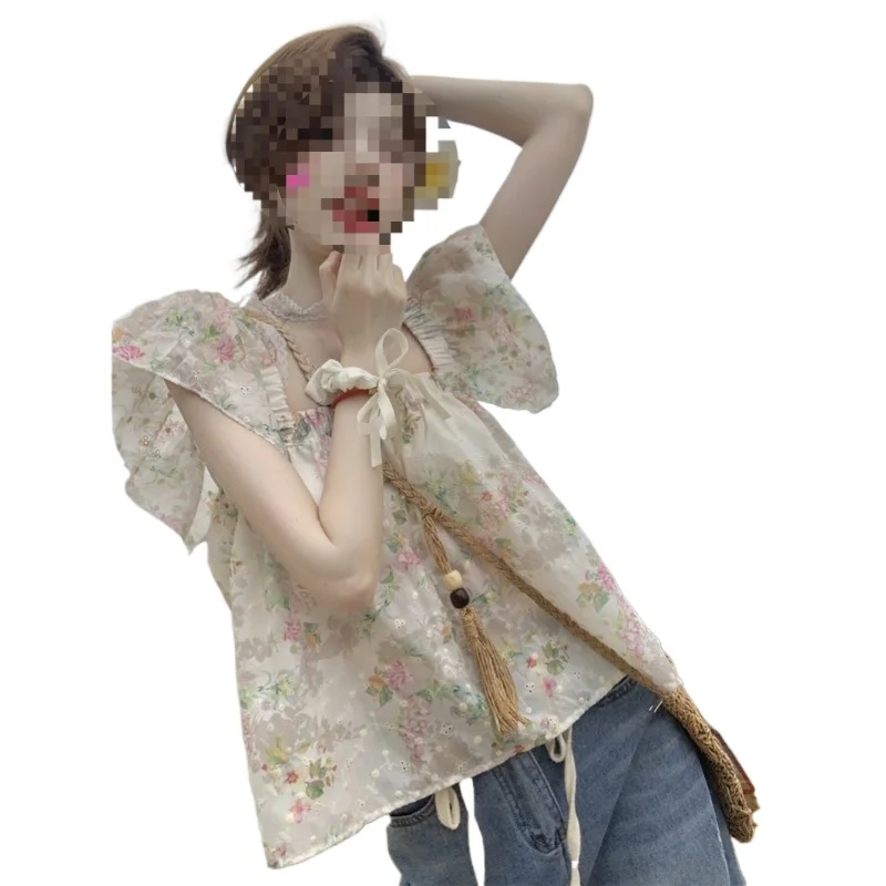 French Square Neck Small Fly-sleeve Heavy-work Embroidered Floral Shirt Tank Top, Summer High-end Stylish Babydoll Top Shirts
French Square Neck Small Fly-sleeve Heavy-work Embroidered Floral Shirt Tank Top, Summer High-end Stylish Babydoll Top Shirts