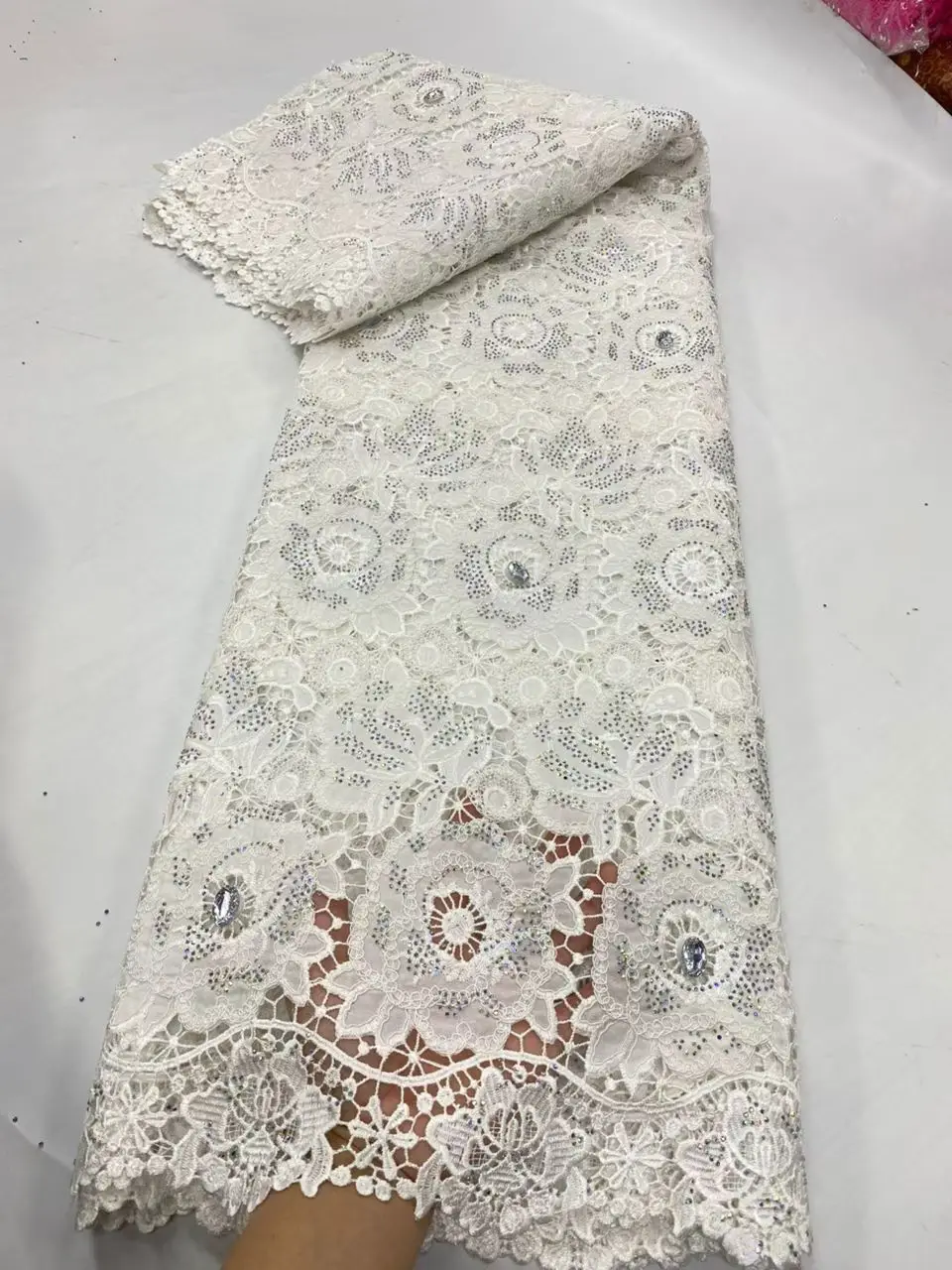 2026 High-Quality Africa Nigerian Sequins Cotton Embroidery Lace Fabric Tulle for Wedding Party Dress Chiffon 5Yards JL570
2026 High-Quality Africa Nigerian Sequins Cotton Embroidery Lace Fabric Tulle for Wedding Party Dress Chiffon 5Yards JL570