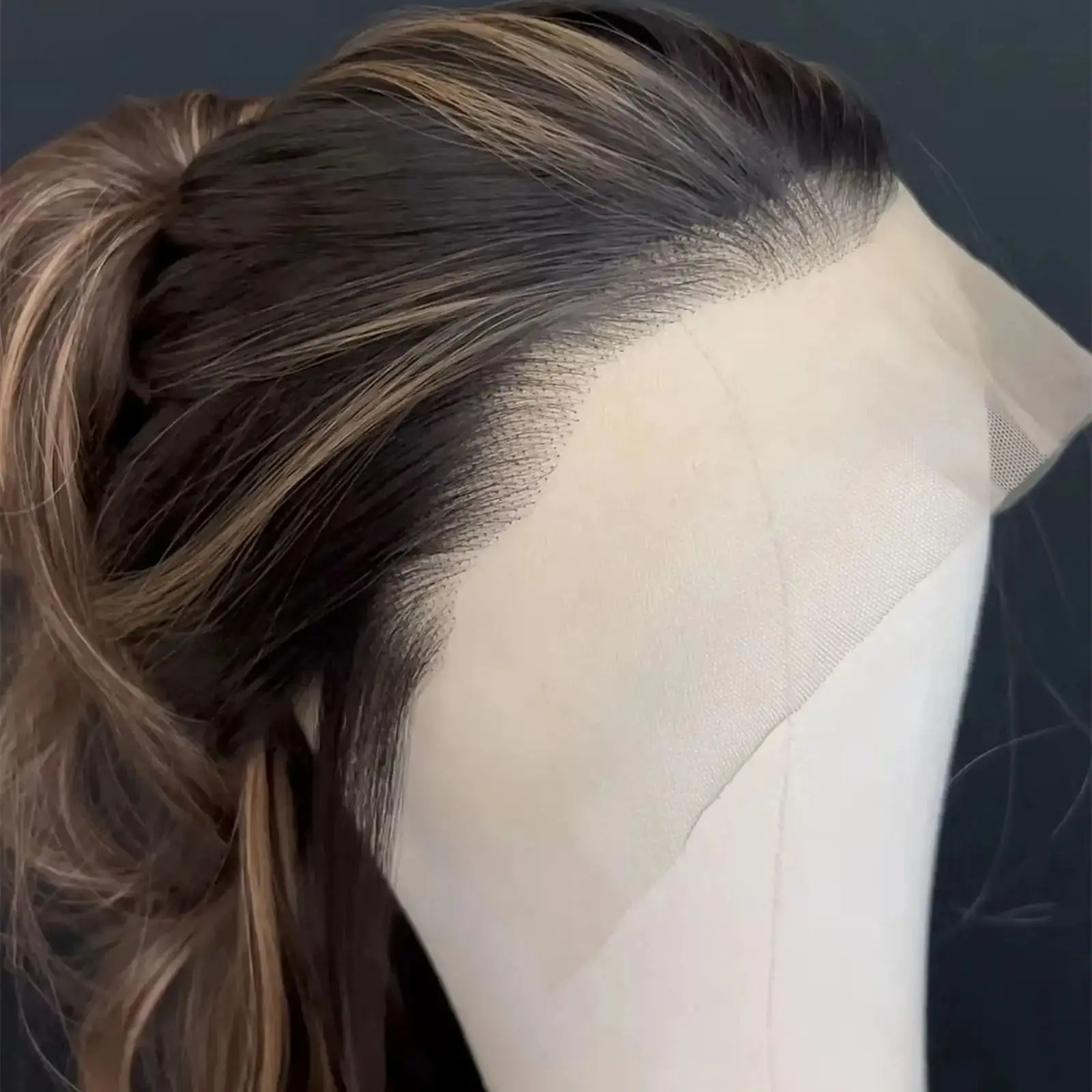 13x4 Free Part Chocolate Brown Synthetic HD Lace Front Wig Highlights Loose Wave Preplucked Hairline Brunette Fibre For Women
13x4 Free Part Chocolate Brown Synthetic HD Lace Front Wig Highlights Loose Wave Preplucked Hairline Brunette Fibre For Women