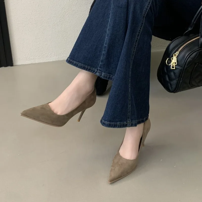 Туфли Aneikeh Street Style: весенние, простые, модные, на высоком каблуке, классические замшевые, 7 см, для женщин, для банкетов и выпускных вечеров
Туфли Aneikeh Street Style: весенние, простые, модные, на высоком каблуке, классические замшевые, 7 см, для женщин, для банкетов и выпускных вечеров