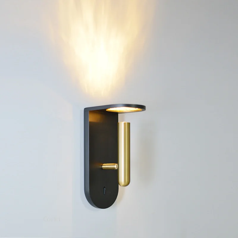 Rotatable Spotlight New Minimalist Wall Lamp Creative Bedroom Bedside Lamp Design Modern Led Wall light for Hotel Room Sconce
Rotatable Spotlight New Minimalist Wall Lamp Creative Bedroom Bedside Lamp Design Modern Led Wall light for Hotel Room Sconce