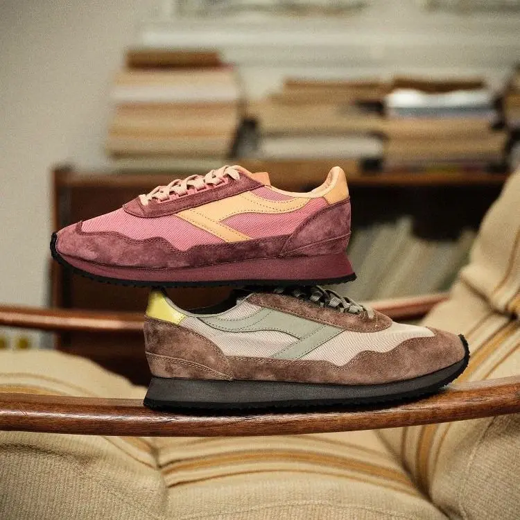 Comfortable Men's Running Shoes Retro Dad Shoes Thick Bottom Heightening Commuting Deqin Shoes Casual Sporty Trendy Flats
Comfortable Men's Running Shoes Retro Dad Shoes Thick Bottom Heightening Commuting Deqin Shoes Casual Sporty Trendy Flats