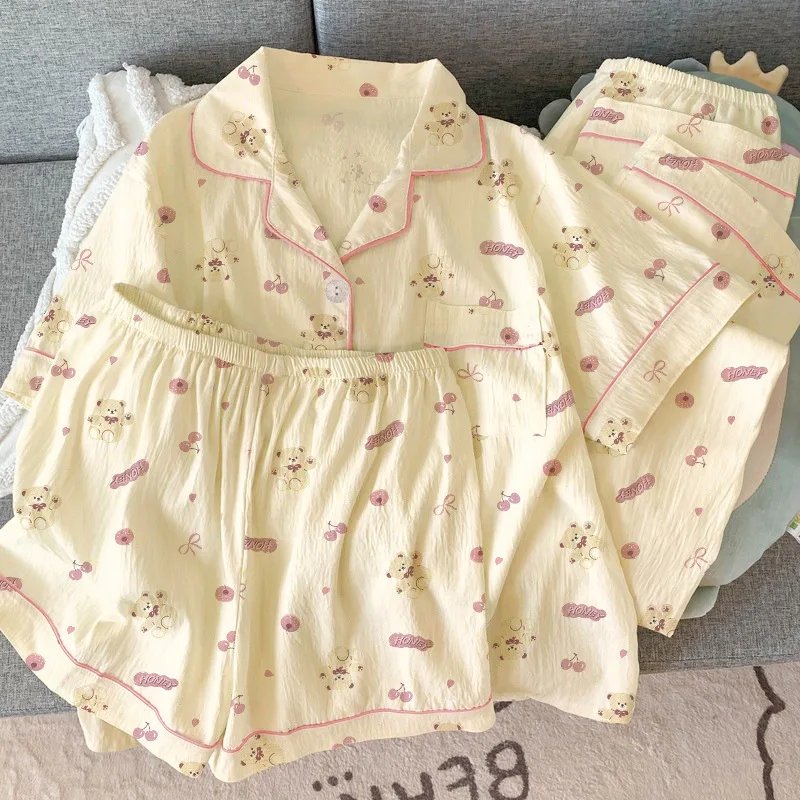 Women's New Short-Sleeve Cartoon Pajamas Summer Teen Fashion Casual Loose Pajama Three-Piece Set Wrinkled Fabric Summer Wear
Women's New Short-Sleeve Cartoon Pajamas Summer Teen Fashion Casual Loose Pajama Three-Piece Set Wrinkled Fabric Summer Wear