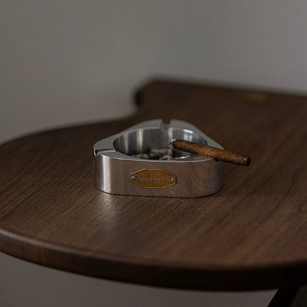 Retro Aluminum Ashtray, Bar Tabletop Cigarette Holder, Vintage Rustic Smoke Tray for Home, Office, Pub & Cafe Decorative Accent
Retro Aluminum Ashtray, Bar Tabletop Cigarette Holder, Vintage Rustic Smoke Tray for Home, Office, Pub & Cafe Decorative Accent
