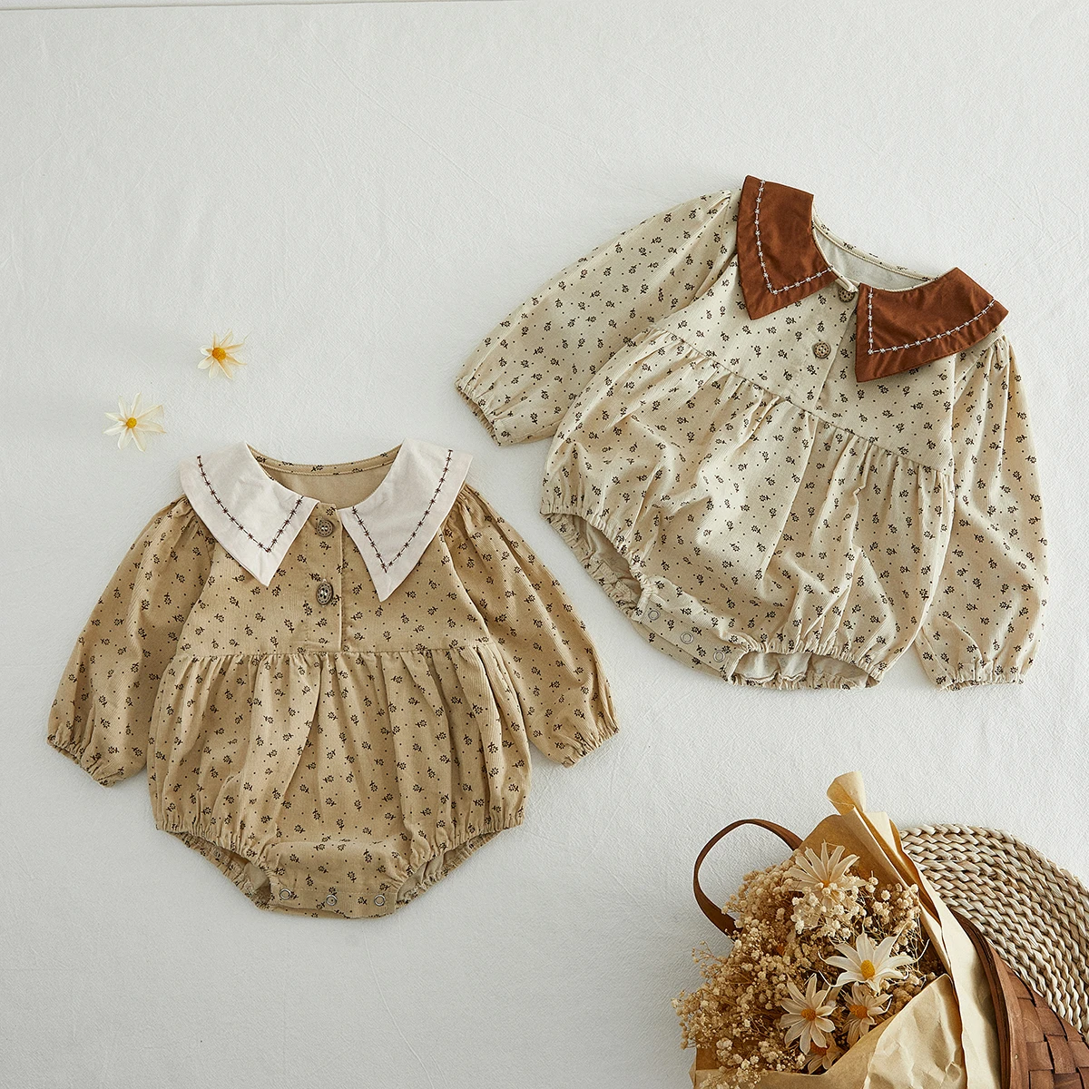 Infant Baby Girl Corduroy Romper Doll Collar Long Sleeve Floral Romper Baby Sweet Style Jumpsuit Spring Fall Clothes
Infant Baby Girl Corduroy Romper Doll Collar Long Sleeve Floral Romper Baby Sweet Style Jumpsuit Spring Fall Clothes