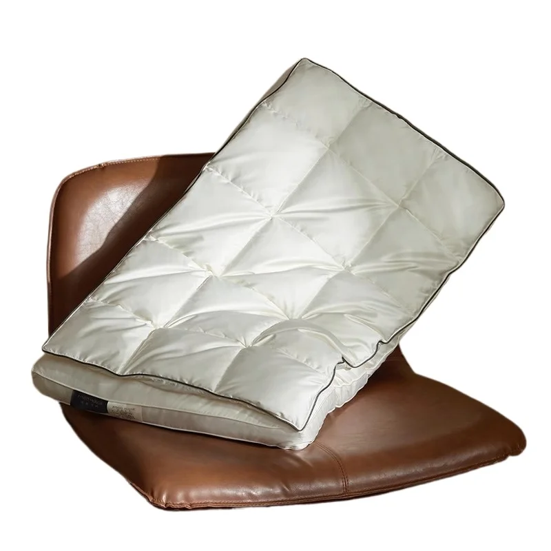 Down pillow for sleeping, special cervical spine protection to help sleep, adults do not collapse
Down pillow for sleeping, special cervical spine protection to help sleep, adults do not collapse