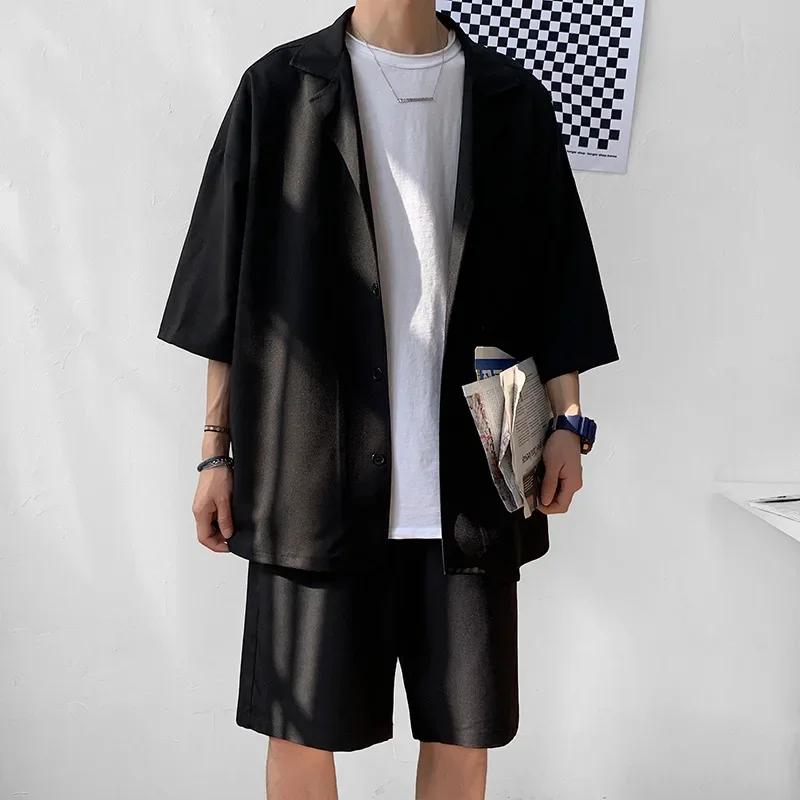Korean Style Men's Set Suit Jacket and Shorts Solid Thin Short Sleeve Top Matching Bottoms Summer Fashion Oversized Clothing Man
Korean Style Men's Set Suit Jacket and Shorts Solid Thin Short Sleeve Top Matching Bottoms Summer Fashion Oversized Clothing Man