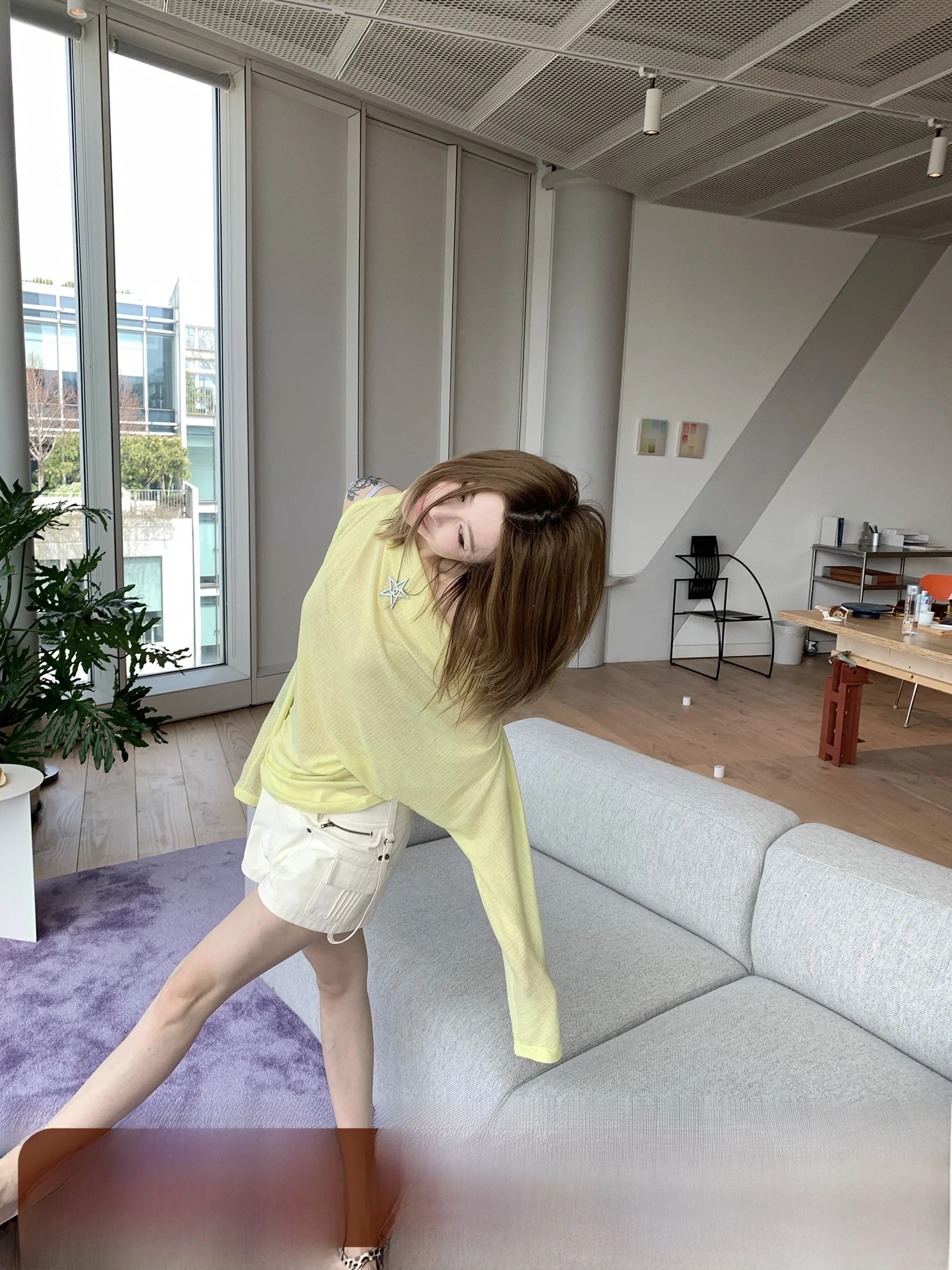 Three Goood Shoulder Bared Long Sleeve Thin Sun Protection T Shirt Casual Loose Fit Polyester Ladies Summer Fashion Top
Three Goood Shoulder Bared Long Sleeve Thin Sun Protection T Shirt Casual Loose Fit Polyester Ladies Summer Fashion Top