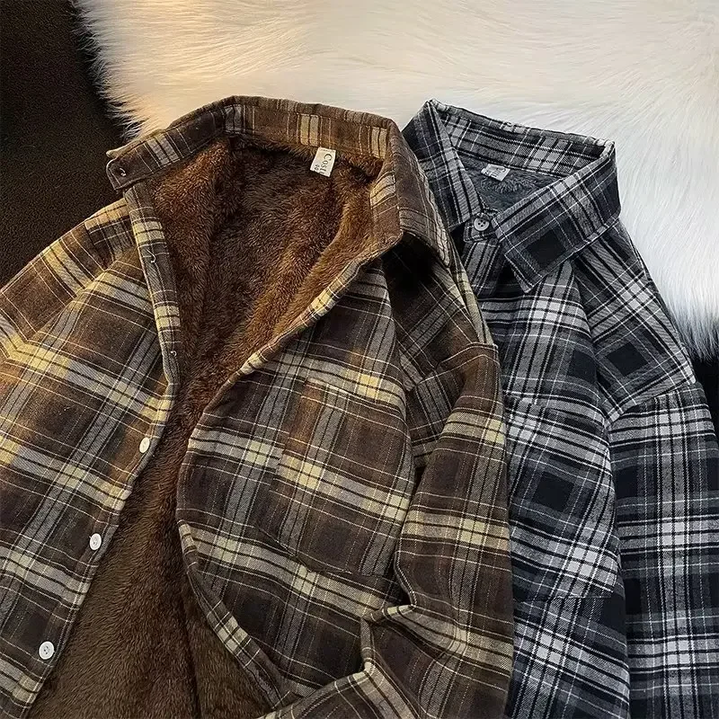 Autumn and Winter Fleece-lined Thickened Plaid Shirts Men's Long Sleeve Japan Fashion Retro Fashion Brand Vintage Loose ZL643
Autumn and Winter Fleece-lined Thickened Plaid Shirts Men's Long Sleeve Japan Fashion Retro Fashion Brand Vintage Loose ZL643