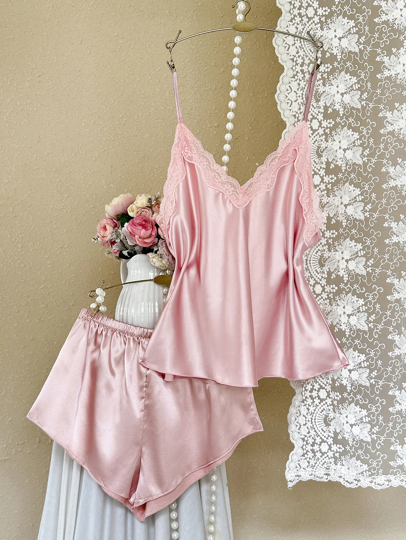 Women's 2 Piece Satin Pajama Set Pink Lace Trim V-Neck Cami Top and Shorts Elegant Sexy Sleepwear Solid Loungewear for Summer
Women's 2 Piece Satin Pajama Set Pink Lace Trim V-Neck Cami Top and Shorts Elegant Sexy Sleepwear Solid Loungewear for Summer
