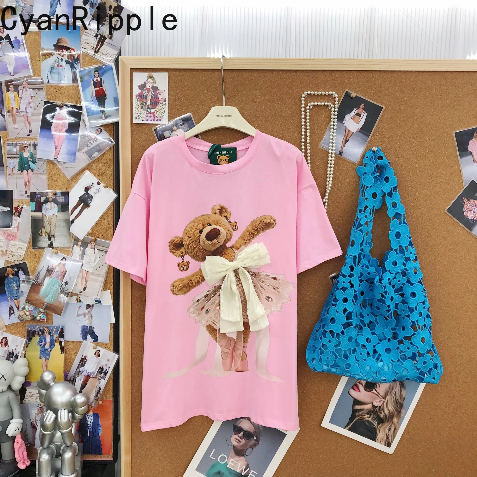 Korea All-match Spring Summer Women Short Sleeve T-shirt Age Reduction Pink Cotton Tees Cute Bear Printed Bow Casual Tops
Korea All-match Spring Summer Women Short Sleeve T-shirt Age Reduction Pink Cotton Tees Cute Bear Printed Bow Casual Tops